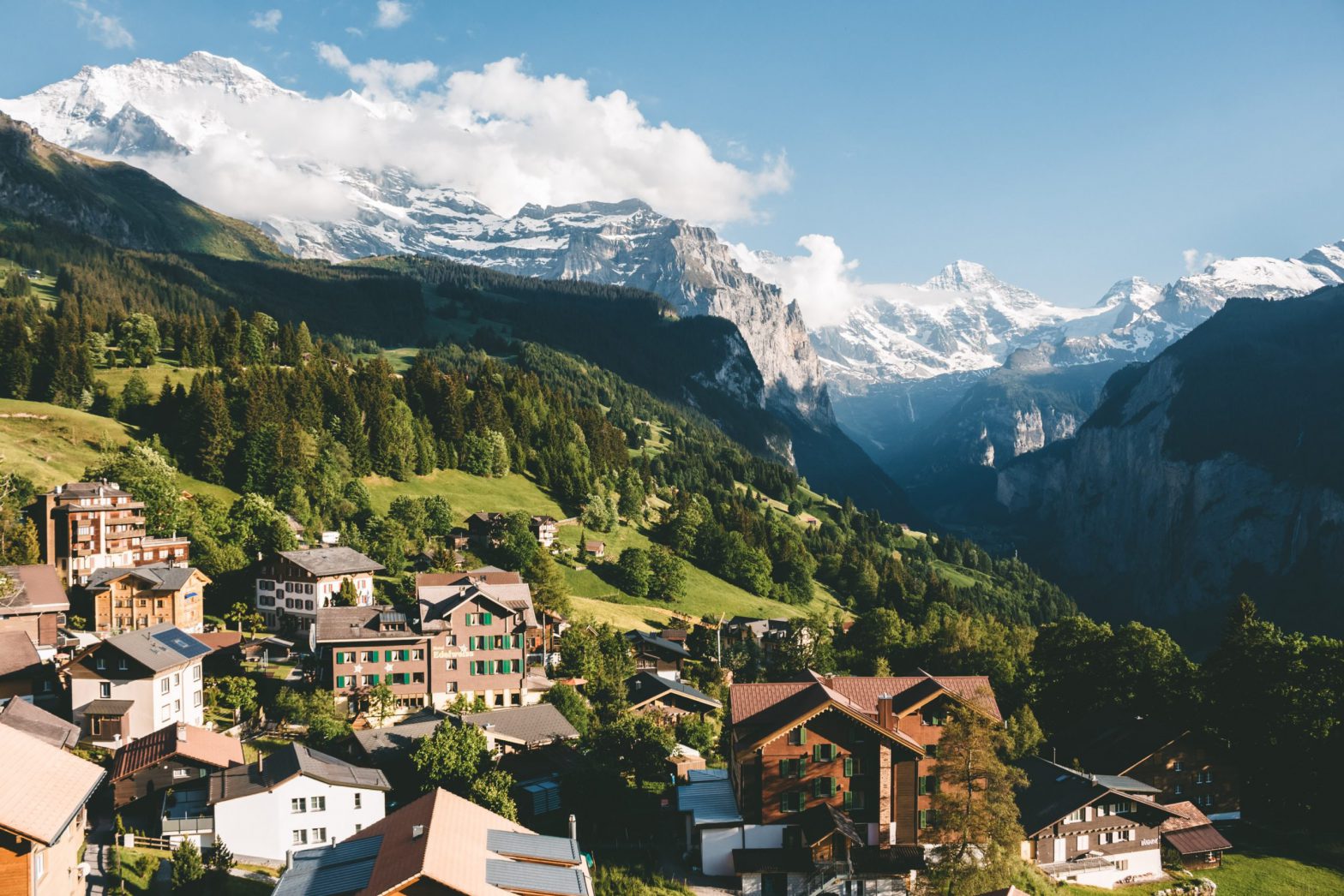 Living as an Expat in Switzerland: Our Tips for a Successful Move