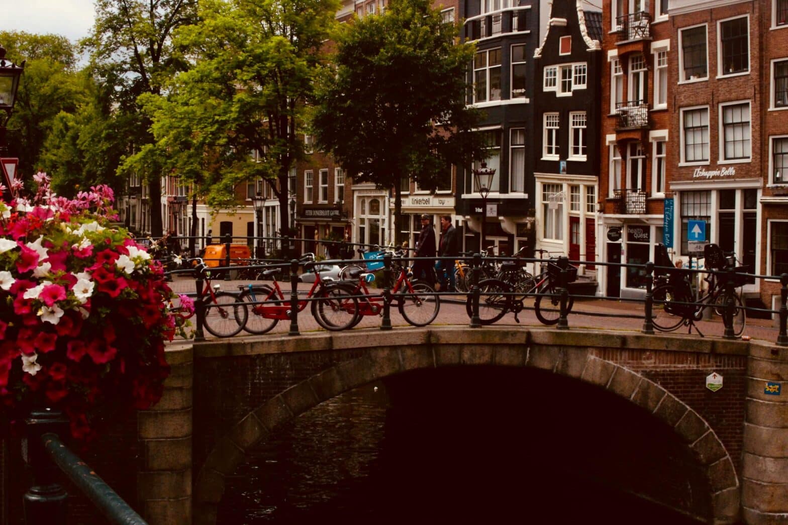 Moving to the Netherlands: all you need to know to plan your relocation